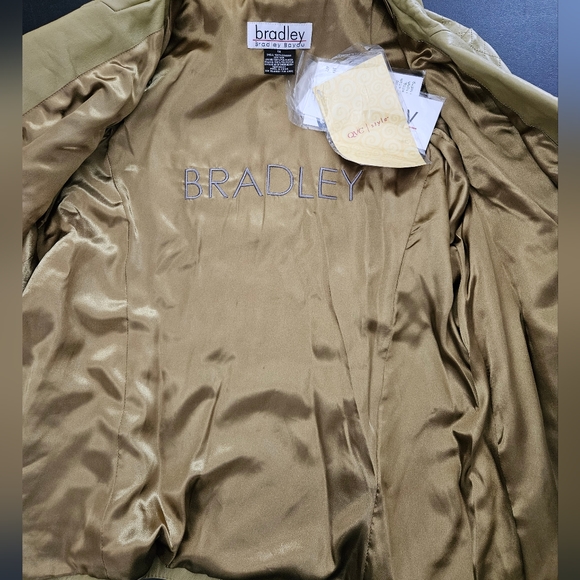NWT - Leather "Bradley Bayou" Green Zippered Jacket - Size 1X - Picture 2 of 13